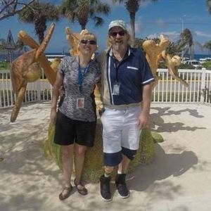 Meet your Posher, Bob n tam